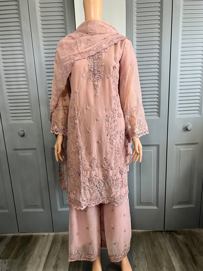 Elegant Chiffon Kameez with Flapper Riwaj