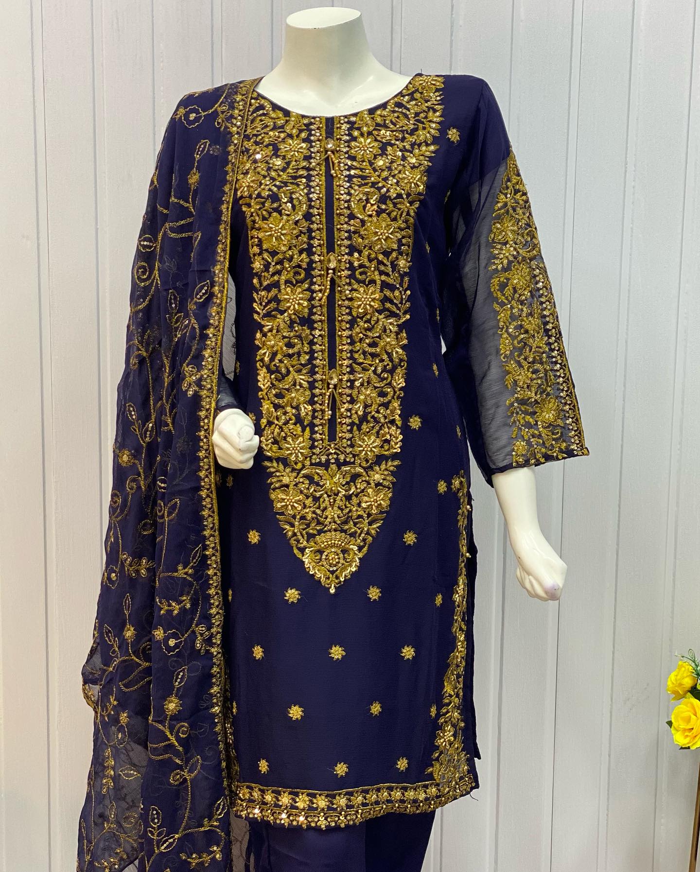 Noor-e-Nazakat by Riwaj Fashions