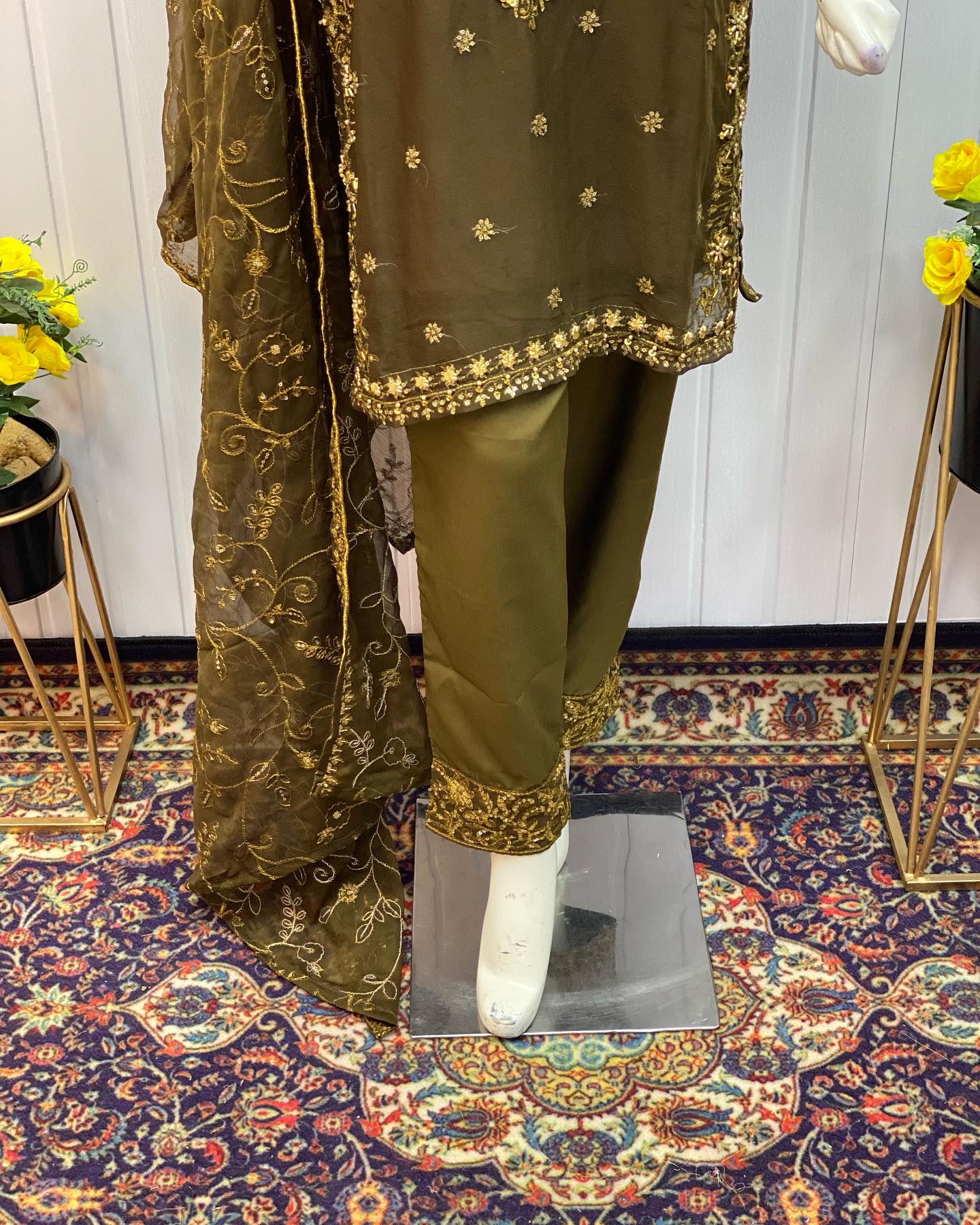 Noor-e-Nazakat by Riwaj Fashions