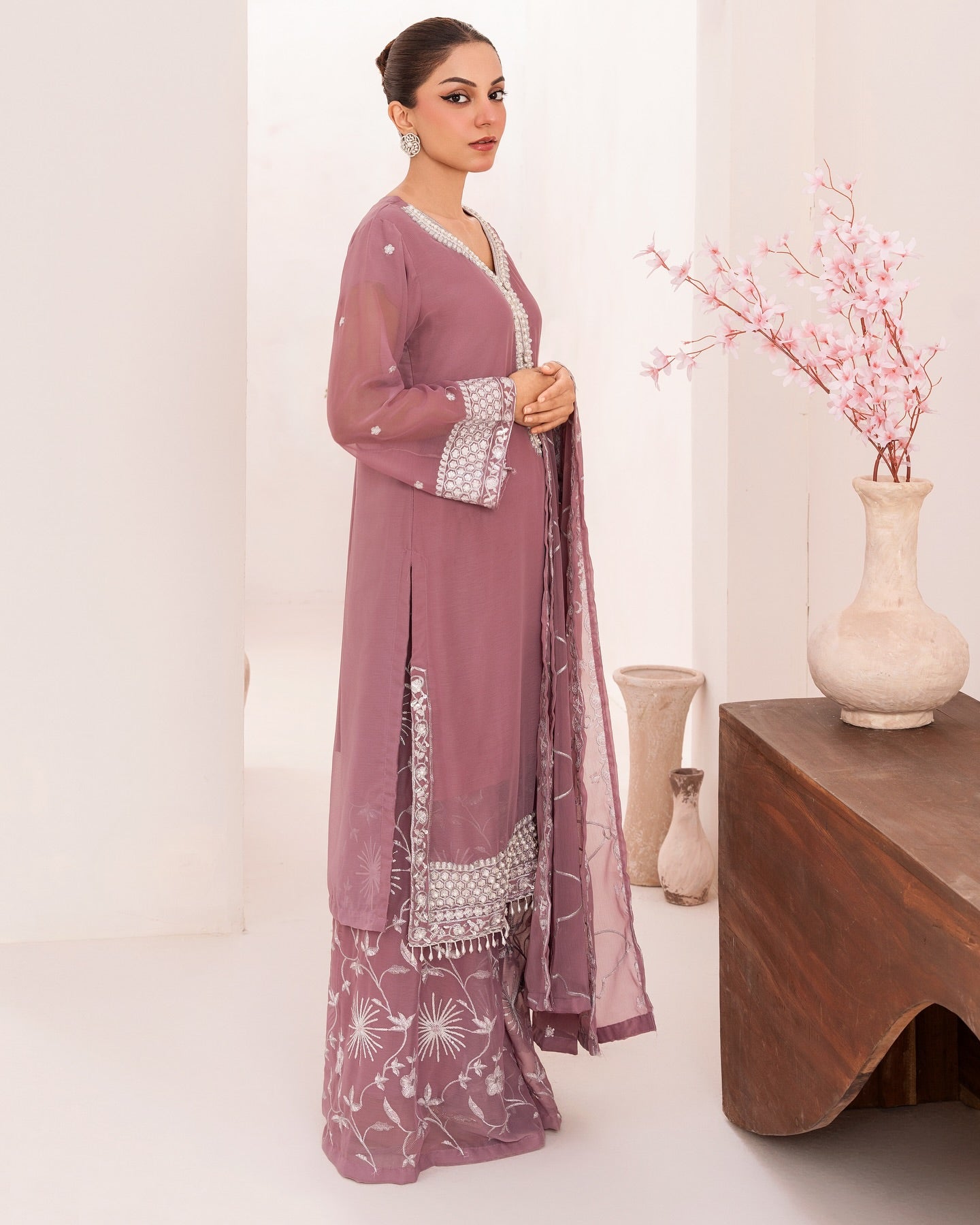 Classic Zargoon by Riwaj Fashions