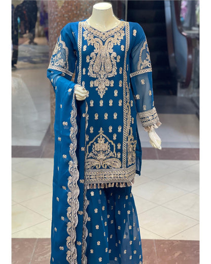 Laila Sultan by Riwaj Fashions