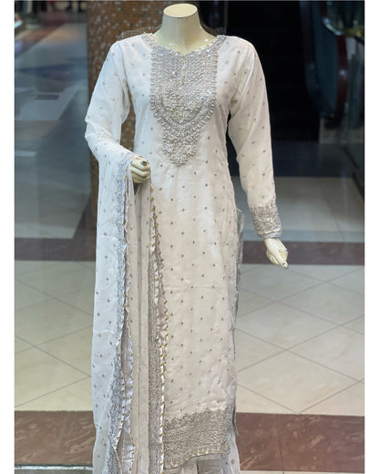 Zeenat-e-Mehfil by Riwaj Fashions